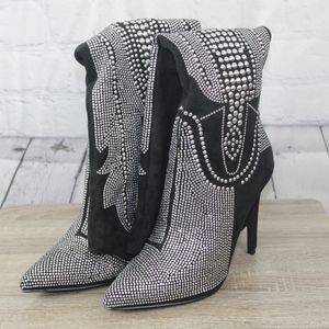 BNIB Cape Robbin Suede Studded Boot Black